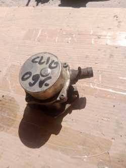 renault oe 8201005306-B насос вакум