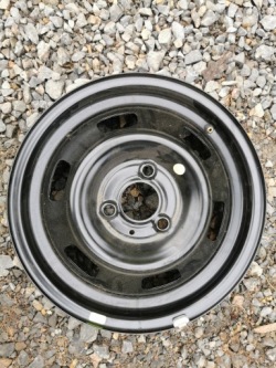 renault oe 4.5" X 14" 3 ET 37