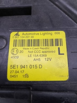 SKODA OCTAVIA 3 5E рестайлинг 16- фара full led левая 5E1941015D целая