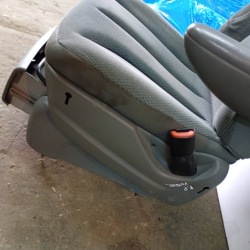 кресло пассажира перед CHRYSLER Voyager IV