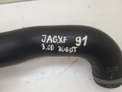 труба впуск интеркулера 3.0 d TD 306DT jaguar XF и X250 AW93-6F073-AA
