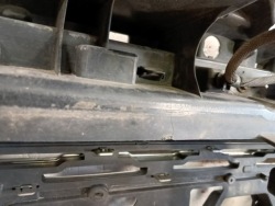 решетка радиатора Dodge RAM 1500 19-