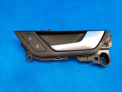 Audi A6 C8 4K 2023R седан ручка двери внутренняя правый передний