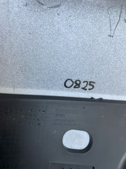 бампер задний volvo V60 2 II универсал 2018 датчик парковки 31690228 08.25