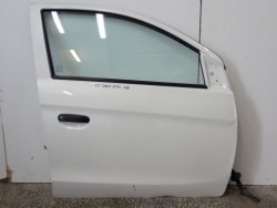 дверь правая передняя Комплектная оригинал mitsubishi II 15R