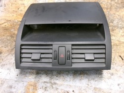 mazda 6 II GH воздухозаборник жалюзи потока воздуха центральная