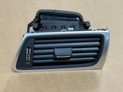 Audi A7 4G воздухозаборник жалюзи потока воздуха 4G8820902 РЕСТАЙЛИНГ