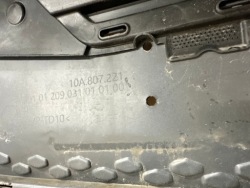 vw ID3 10A бампер передний 10A807221