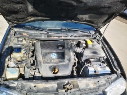 volkswagen Golf петля задних дверь задняя 2002 1.9л