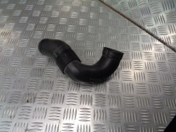 труба патрубок Audi A2 1.6 8Z0129617