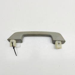 ручка двери внутренняя Cadillac ESCALADE 84157205 33022702 6.2л 313kw