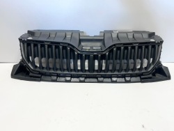 SKODA FABIA III 3 решетка радиатора хорошее оригинал