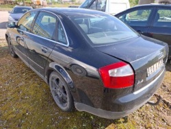 Audi A4 шланг воды 2001 2.5л