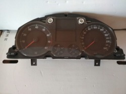 спидометр vw PASSAT B6 1,8 2,0 3C0920853H