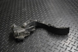 педаль газа потенциометр Audi A4 B5 европа 8D1721523F