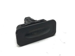 ручка крышки багажника renault CAPTUR и 8200076256
