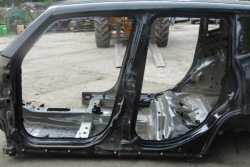 порог без навесного левый 601 RENEGADE