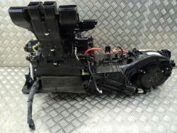 MERCEDES W218 CLS радиатор отопителя a2128305060