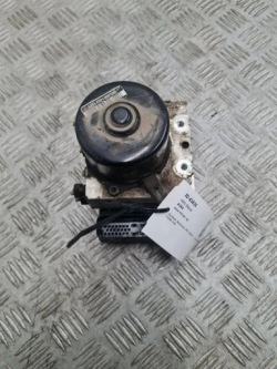 volvo S80 2.4 блок abs 8619534