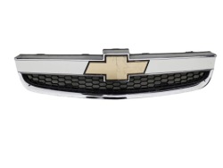 Chevrolet CAPTIVA решетка радиатора бампера 96442718