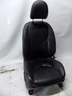 TOYOTA RAV4 III РЕСТАЙЛИНГ кресло правый перед