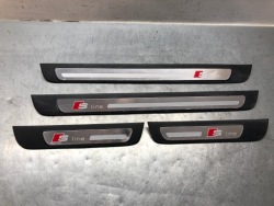 Распределительные коробки порога комплект Audi A4 B8 8K0853373B