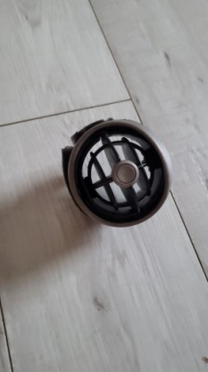 SMART FORFOUR воздухозаборник жалюзи потока воздуха боковое A4548300354