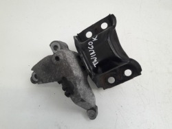 renault oe 8200410267 подушка лапа Двигателя