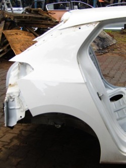 четверть крыло правый задний opel CORSA F
