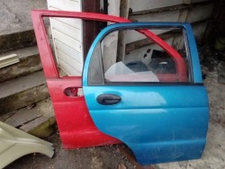 дверь правая задняя Daewoo MATIZ 800 2001 год фото