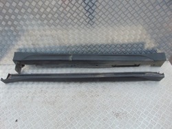 Hyundai TUCSON II молдинг порога правая