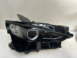 mazda CX-30 CX30 19- фара full led правая DGJ1-51030