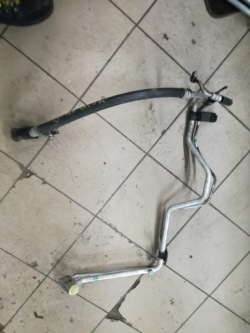 Hyundai TUCSON I 2004 - 2010 год 2.0 патрубок кондиционера
