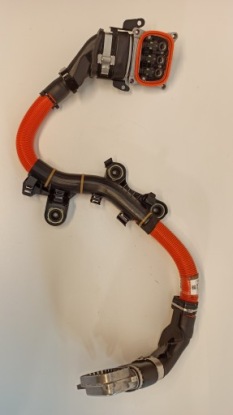 патрубок BMW 3 G20 6809228 9426357