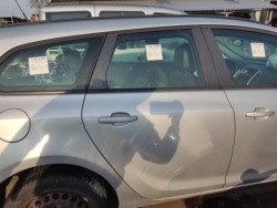 дверь правая зад Z176 opel Astra J