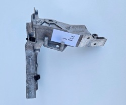 Усилитель ремня очкарик MERCEDES W253 A2536210600 e W213 A2136206300