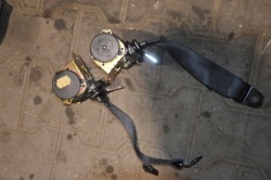 MINI COOPER R50 ремни зад л+P