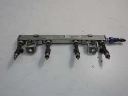 mazda 5 топливная рейка 2.0 Бензин 107kW (146 HP) 6M8G-9D280-AA 050727B