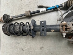поворотный кулак, цапфа полуось правая передняя seat Ibiza V 5 2Q0413031AN