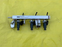 peugeot 208 II топливная рейка 1.2 22 год