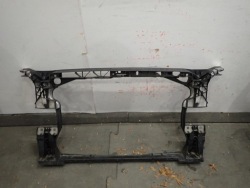 панель передняя / телевизор Audi A4 B9 2015- 8W0805594