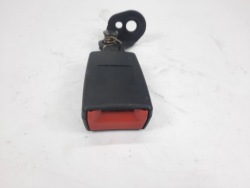 защелка ремня зад vw Passat CC 3C8857740A