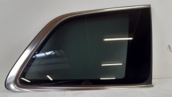 volvo XC90 II стекло кузова правая