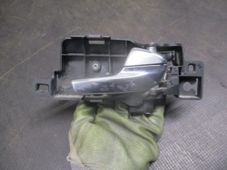 ручка двери . правый передний 6M21U22600BA FORD S-MAX и 06-10R