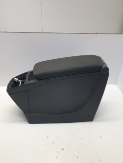 подлокотник renault SCENIC III 8127320