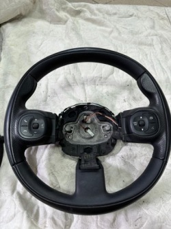 FIAT 500 л руль