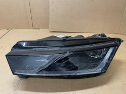 SKODA OCTAVIA IV фара левая 5E4941015A 2022 год