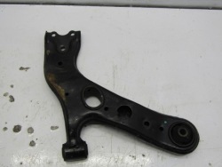 рычаг подвески передний правый 2.0 D4D TOYOTA RAV4 IV