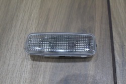лампочка Освещение внутренний Audi A4 B6 4D0947105A