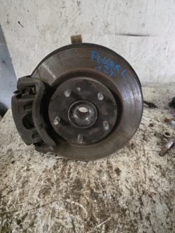 nissan PULSAR 1.2T поворотный кулак